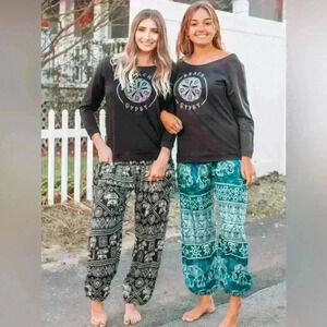 Beach Gypsy Slouchy Sweatshirt Size XL